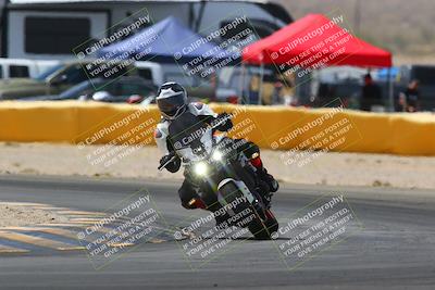 media/Apr-10-2022-SoCal Trackdays (Sun) [[f104b12566]]/Turn 2 (1135am)/